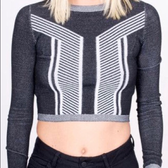 SALE!  NWT ELEVEN PARIS LA Collection Cropped SWEATER L - Picture 12 of 15